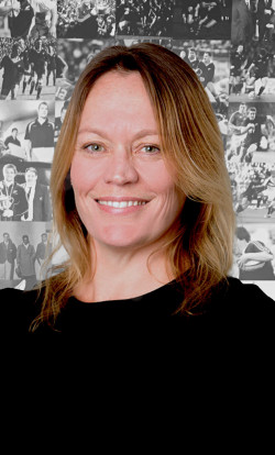 Head and shoulders image of Angela Nash