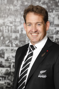 Head and shoulders image of Mark Robinson